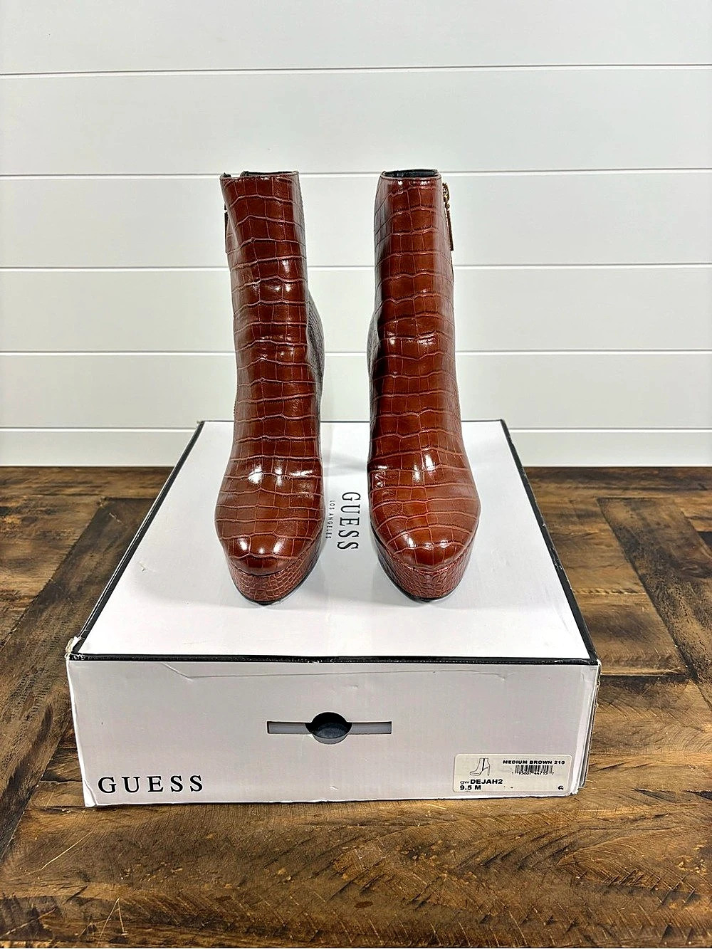 Guess Dejah2 Crocodile-Embossed Brown Heels US 9.5